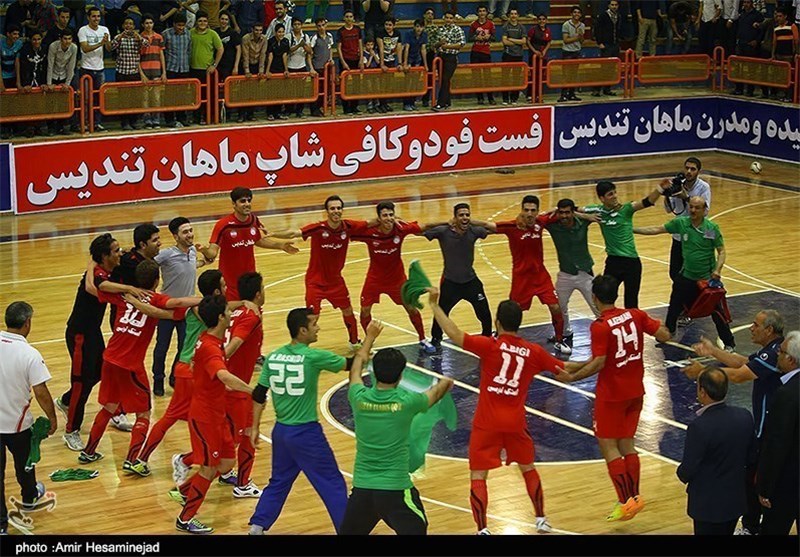 ماهان تندیس قم قهرمان جام حذفی فوتسال کشور شد