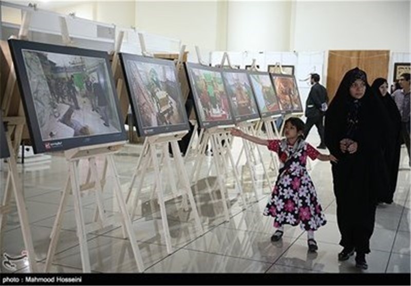 نمایشگاه عکس قیام 15 خرداد و ارتحال امام خمینی(ره) برپا شد