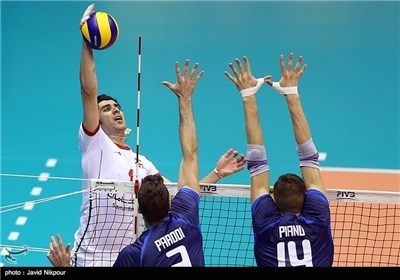 Italy Beats Iran 3-0 in Volleyball World League