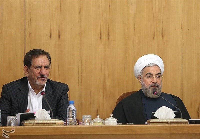 دولت توان جوان ایرانی را حتی در حد تولید &quot;مربا&quot; هم نمی‌داند/گویا رئیس‌جمهور چهارساله ‌جهانگیری بوده‌ ‌نه روحانی