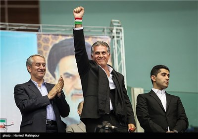 کارلوس کی روش در مراسم بدرقه تیم ملی فوتبال ایران به مسابقات جام جهانی 2014 برزیل
