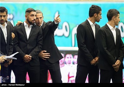 آندرانیک تیموریان و اشکان دژاگه در مراسم بدرقه تیم ملی فوتبال ایران به مسابقات جام جهانی 2014 برزیل
