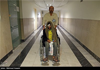 Yemenis Injured in Sana’a Terrorist Attacks Transferred to Iran for Treatment