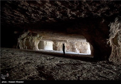 غار سنگ شکنان جهرم استان فارس