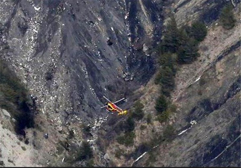 Investigators Face Daunting Search for Clues to German Flight Disaster