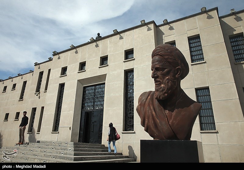 استعفای مدیر باغ ‌موزه قصر در پی حواشی نمایشگاه «به رنگ حیات»