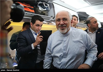 Iran’s Nuclear Negotiating Team Arrives in Lausanne