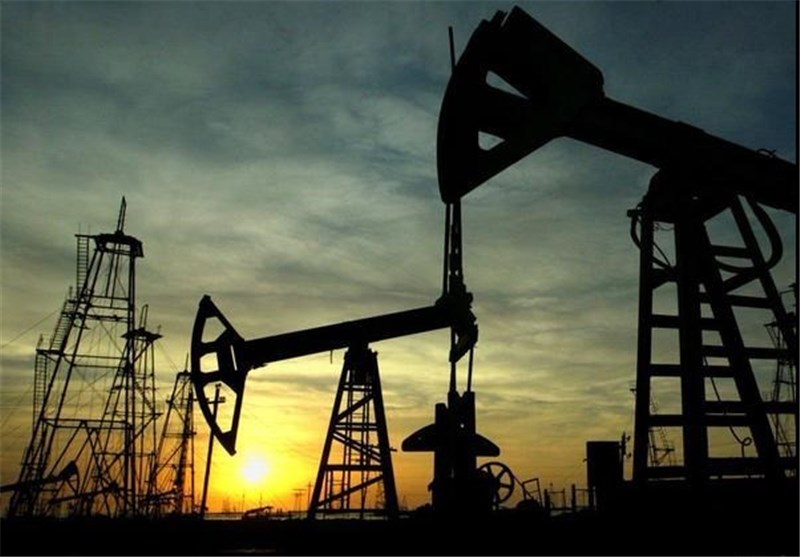 عربستان با کاستن قیمت نفت در بازارهای جهانی به اسلام خیانت کرد
