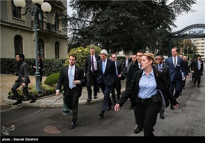 جان کری وزیر امور خارجه آمریکا در حاشیه پنجمین روز مذاکرات ایران و کشورهای 1+5 - لوزان سوئیس