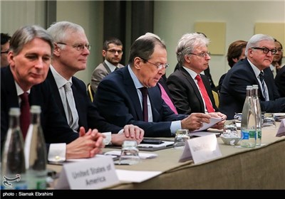 FMs of Iran, Six World Powers Meet in Lausanne