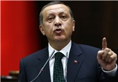 اردوغان روزنامه منتشر کننده تصاویر سلاح ارسالی ترکیه برای تروریستها در سوریه را «جاسوس» خواند