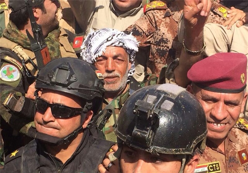 القوات العراقیة تحتفل بتحریر تکریت من &quot;الدواعش&quot; + صور