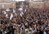 یمنی‌ها در اعتراض به «تجاوز وحشیانه» عربستان تظاهرات می‌کنند