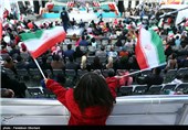استقلال و عظمت ملت ایران تداوم می‌یابد