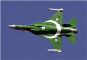 جنگنده‌های پاکستانی مانور فرود در خیابان‌های شهری را انجام دادند +تصویر