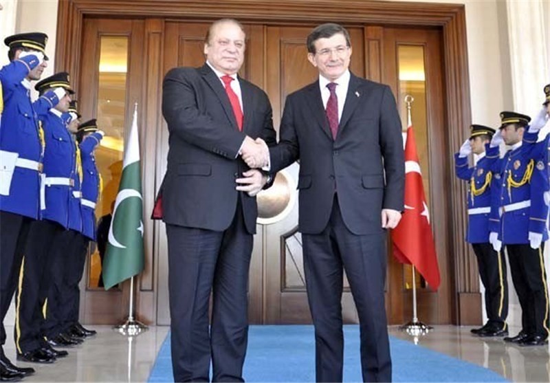 حمایت از عربستان؛ هدف سفر نخست وزیر پاکستان به ترکیه + تصاویر