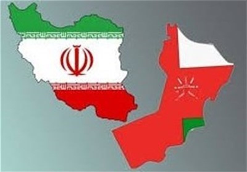 Iranian, Omani Ministers Urge Closer Ties