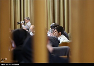 علیرضا دبیر در صد و چهل و دومین جلسه شورای شهر تهران