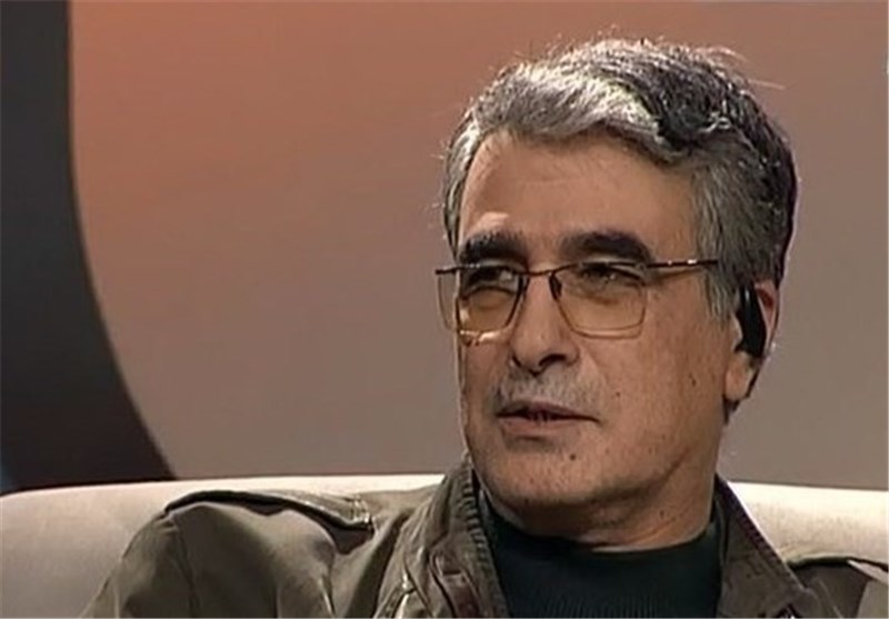 محمدعلی فارسی با 2 مجموعه مستند به شبکه افق می‌آید