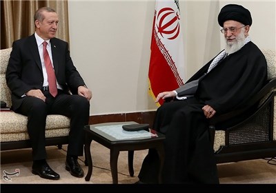 Turkey’s Erdogan Meets Ayatollah Khamenei in Tehran