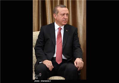 Turkey’s Erdogan Meets Ayatollah Khamenei in Tehran