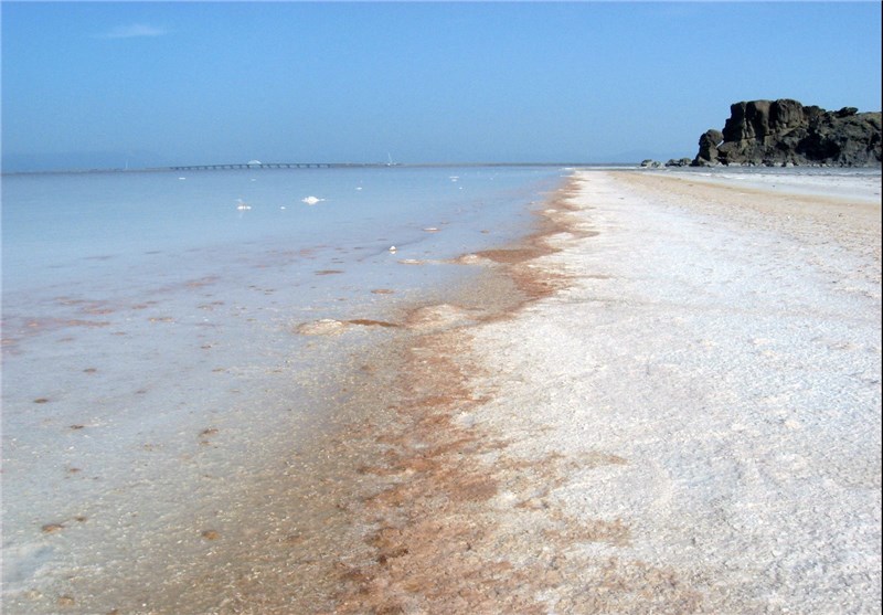 159 میلیون متر مکعب آب به دریاچه ارومیه رهاسازی شد