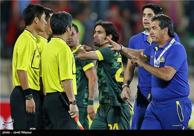 دیدار تیم های فوتبال پرسپولیس و النصر عربستان