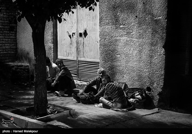 دلیل بی‌اعتمادی کارتُن خواب‌ها به گرمخانه‌های شهرداری تهران چیست؟
