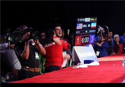 Iran beats US to win 2015 Wrestling World Cup