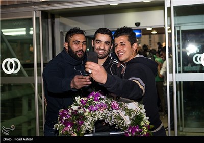 Iran’s Free-Style Wrestling Team Returns from World Cup