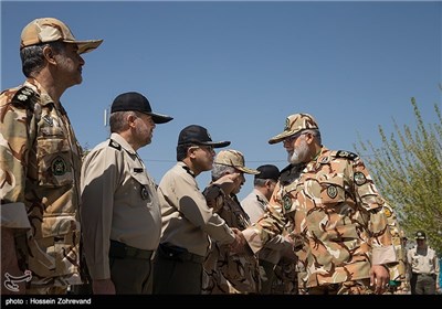 امیر احمدرضا پوردستان فرمانده نیرو زمینی ارتش در مراسم رونمایی از جدیدترین دستاوردهای نیروی زمینی ارتش