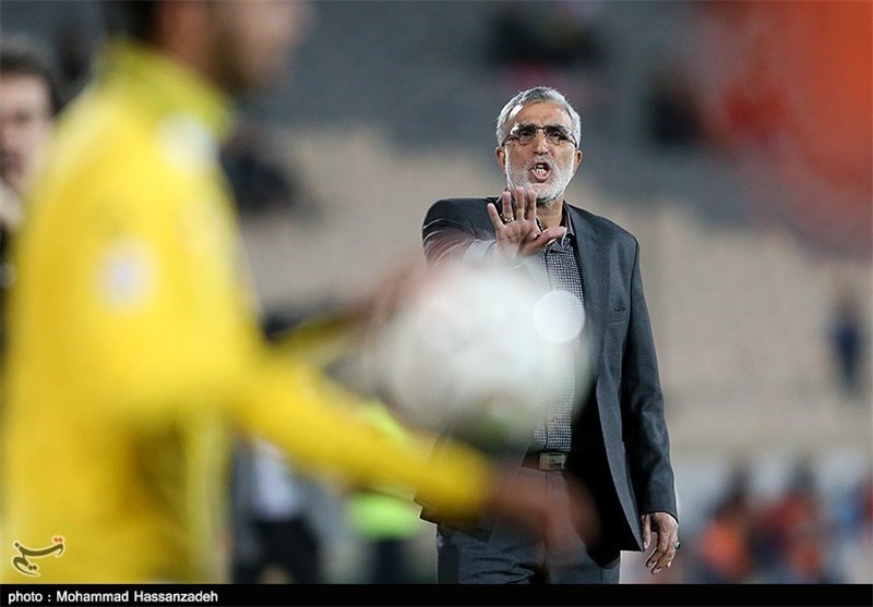Hossein Faraki Steps Down as Iran&apos;s Sepahan Coach
