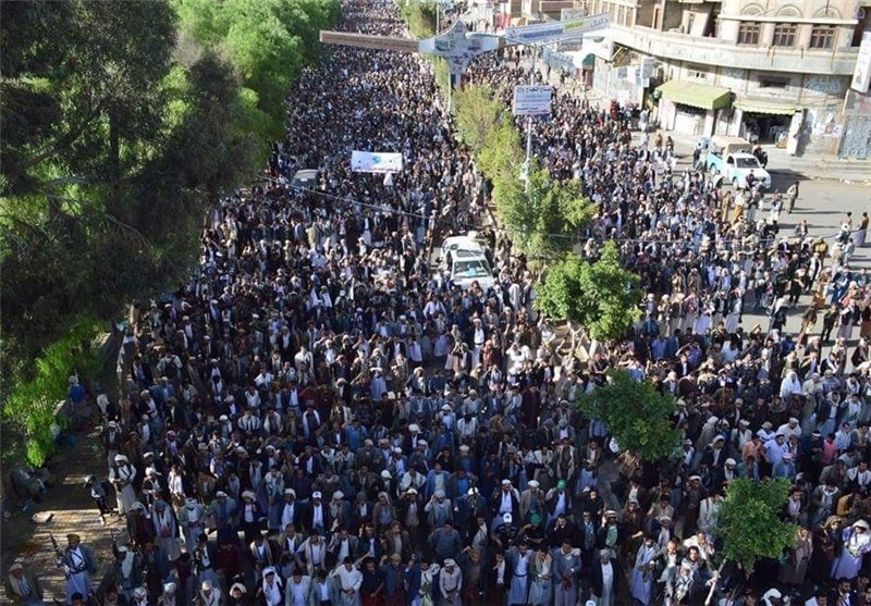 آغاز تظاهرات گسترده مردم یمن بر ضد متجاوزان سعودی