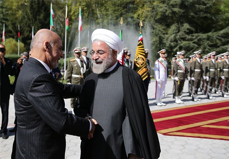 استقبال رسمی روحانی از رئیس‌جمهور افغانستان