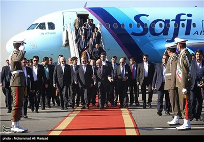 Afghan President Arrives in Tehran 