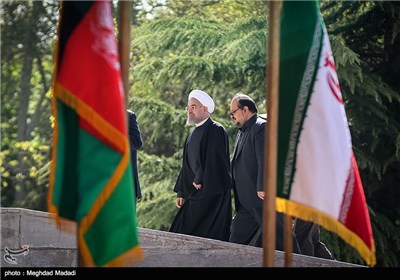 حجت‌الاسلام حسن روحانی رئیس جمهور در مراسم استقبال رسمی از رئیس جمهور افغانستان
