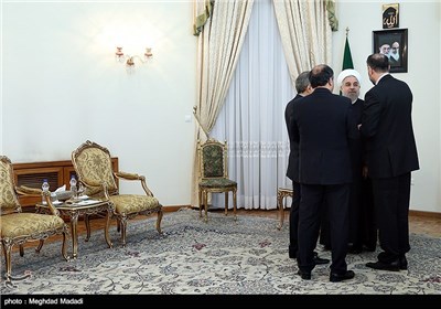 4 New Ambassadors Submit Credentials to Iran's President