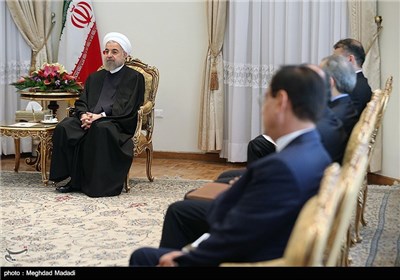 4 New Ambassadors Submit Credentials to Iran's President