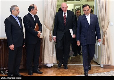 4 New Ambassadors Submit Credentials to Iran's President