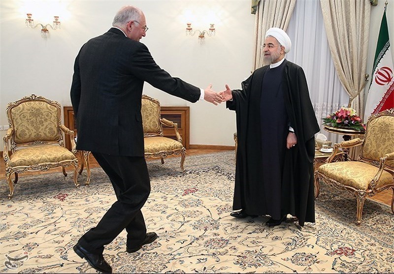 Greece Eyes Stronger Ties with Iran