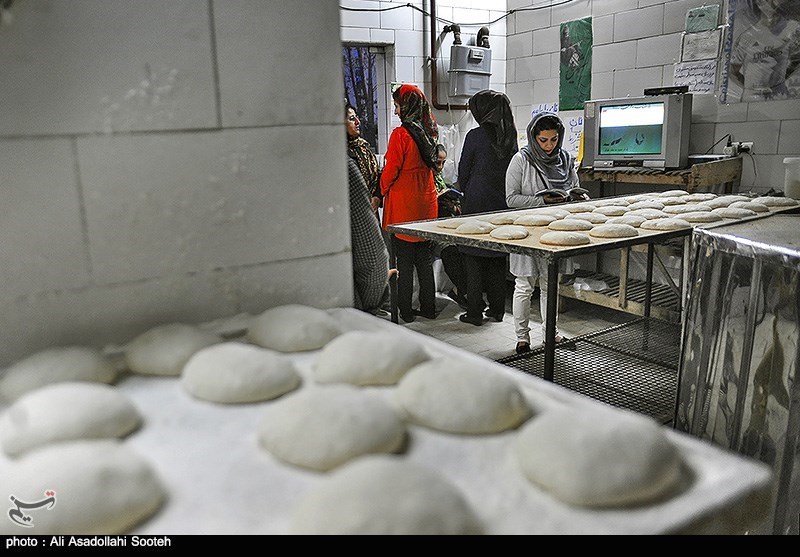 طبخ و توزیع نان خانگی در شهرضا ساماندهی می‌شود