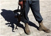 یک فرمانده و 33 پلیس در مرکز افغانستان تسلیم طالبان شدند