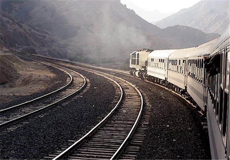 قرارداد توسعه ایستگاه‌های اصلی راه‌آهن ایران با فرانسوی‌ها امضا شد