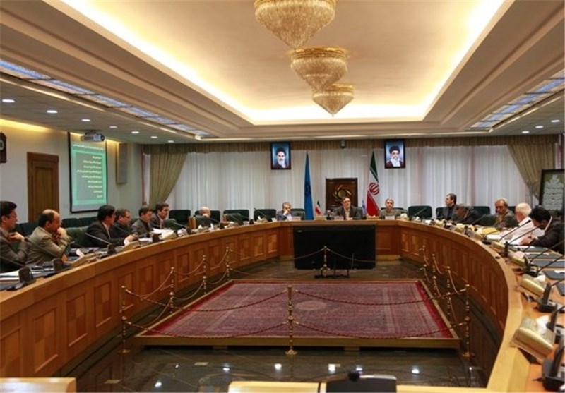 مصوبه ترکیب اعضای شورای پول و اعتبار به مجمع تشخیص رفت