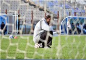فیروز کریمی