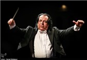 نوازندگان ارکستر سمفونیک ملی ایران از 2 و نیم تا 4 میلیون تومان حقوق می‌گیرند