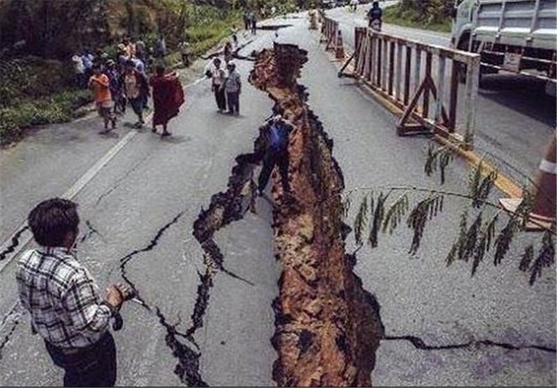 شمار قربانیان زلزله نپال به 2500 نفر رسید