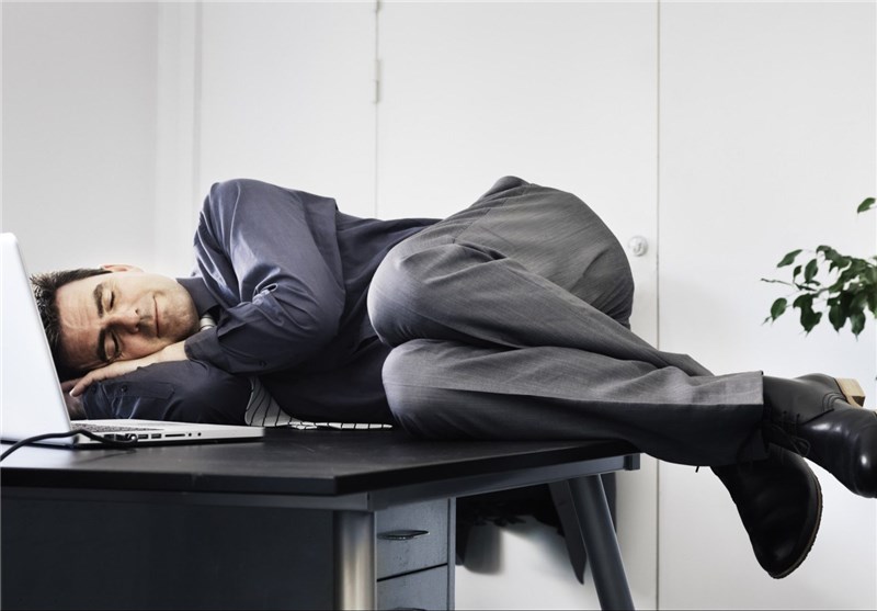 زیاد خوابیدن باعث افزایش خطر افسردگی در مردان