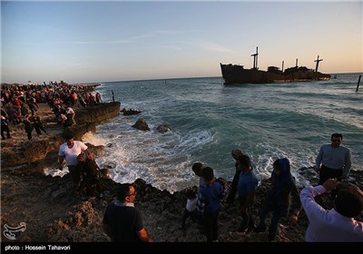 Iran's Beauties in Photos: Greek Ship in Kish Island