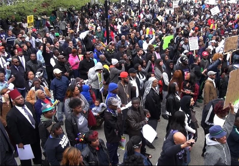 تظاهرات سیاه‌پوستان در بالتیمور علیه خشونت پلیس آمریکا + عکس